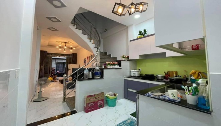NHÀ ĐẸP  5,9 tỷ Ở NGAY - HẺM XE HƠI Trường Sa Tân Bình 0903112643
