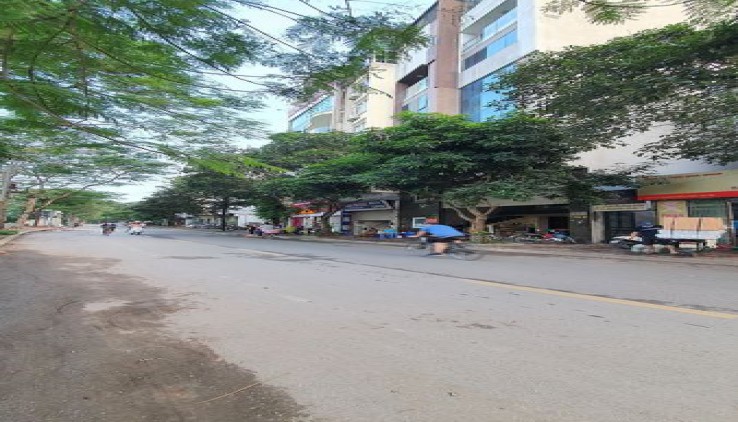 Bán nhà chính chủ 200m2 mặt phố Quan Hoa Cầu Giấy nhỉnh 50 tỷ