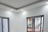 Bán nhà Nam Dư, Hoàng Mai 4 Tầng 38M giá 3 tỷ ngõ thông
