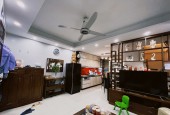 Bán nhà 5 tầng đầy đủ tiện nghi, nhà đẹp sẵn ở, Nhà nằm khu trung tâm Quận Ba Đình. Gần Lăng Bác, công viên bách thảo, gần đường trường các cấp, tiện