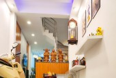 HƠN 5 TỶ CÓ NHÀ 3 TẦNG BTCT QUẬN PHÚ NHUẬN - SỔ VUÔNG CỰC KỲ - CHỦ GẤP BÁN GIẢM 400tr - CỰC HIẾM