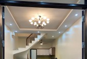 CHIẾN THẮNG- HÀ ĐÔNG-Ô TÔ ĐỖ CỬA- PHÂN LÔ- 5.8 TỶ