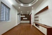 Chủ nhà cần bán nhà trung tâm mỹ đình _ khu vực dân trí cao- gần hồ- gần trường học các cấp.