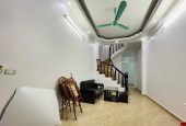 Bán Nhà Xuân Thủy Cầu Giấy 40m2 x 5 tầng
TRUNG TÂM - GẦN PHỐ - NGÕ TO - NHÀ ĐẸP Ở NGAY - TIỆN ÍCH NGẬP TRÀN