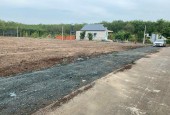 Thiếu nợ ngân hàng bán gấp 400m2 đất thổ cư đường 18m mở rộng sổ sẵn giá 670 triệu.