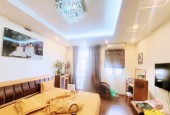 GIÁ NHỈNH 4 TỶ  NẰM TRÊN TRỤC ĐƯỜNG  CHỢ GỖ QUÝ HIẾM KINH DOANH BUÔN BÁN BẤT CHẤP